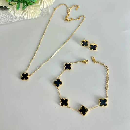 Black Clover Jewellery Set